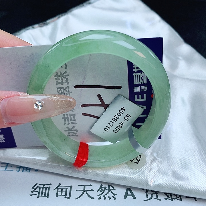 翡翠手镯未镶嵌缅甸天然a货翡翠手镯