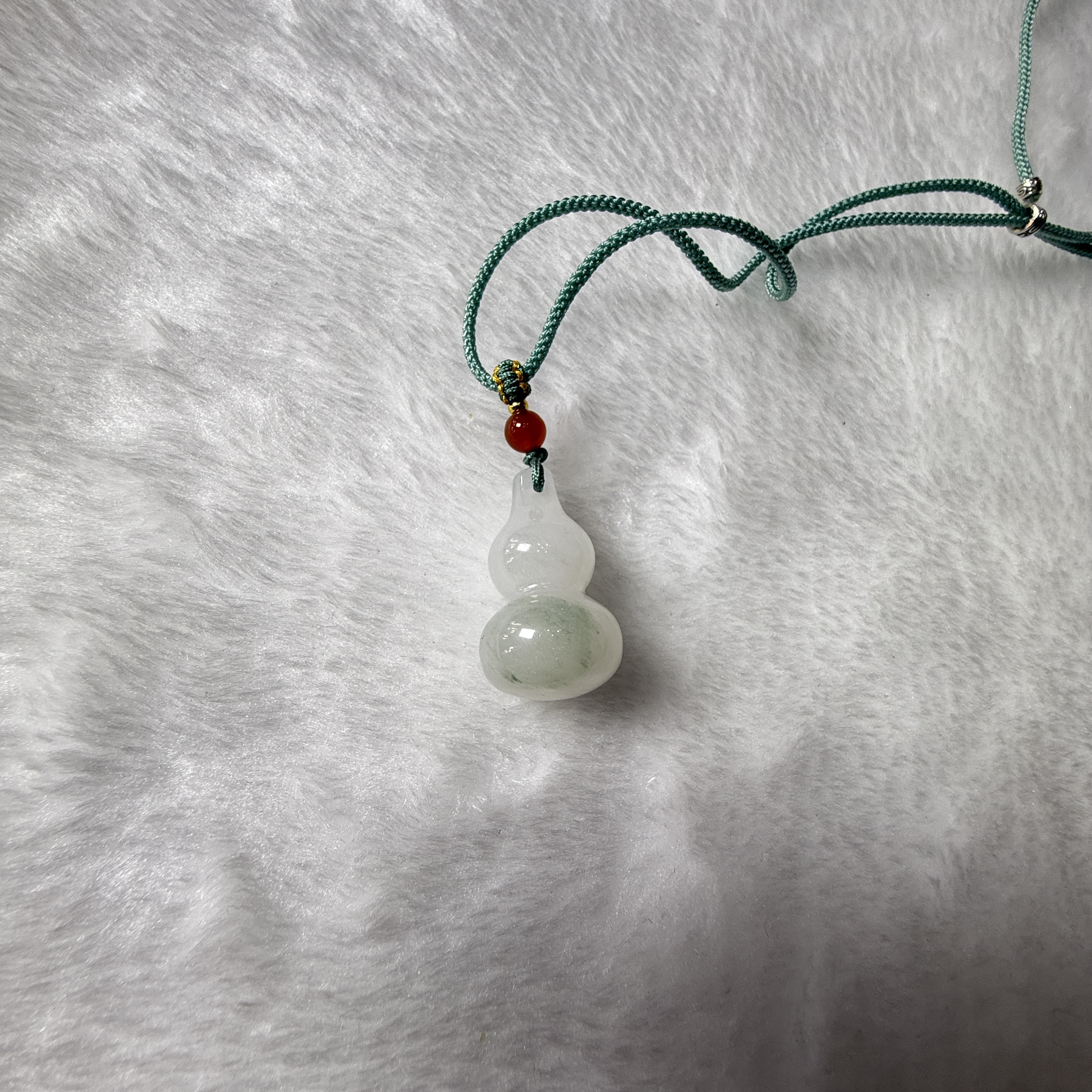 天然新疆天山翠飘绿葫芦玉吊坠女款古风小众饰品