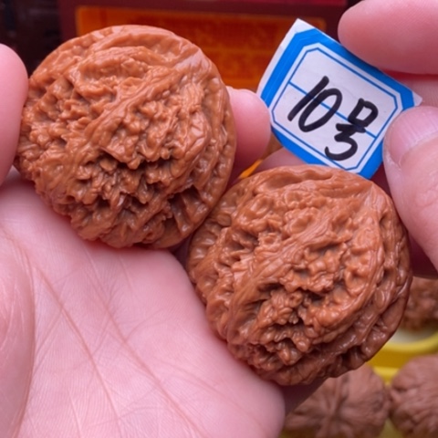 文玩核桃吊坠粗筋46