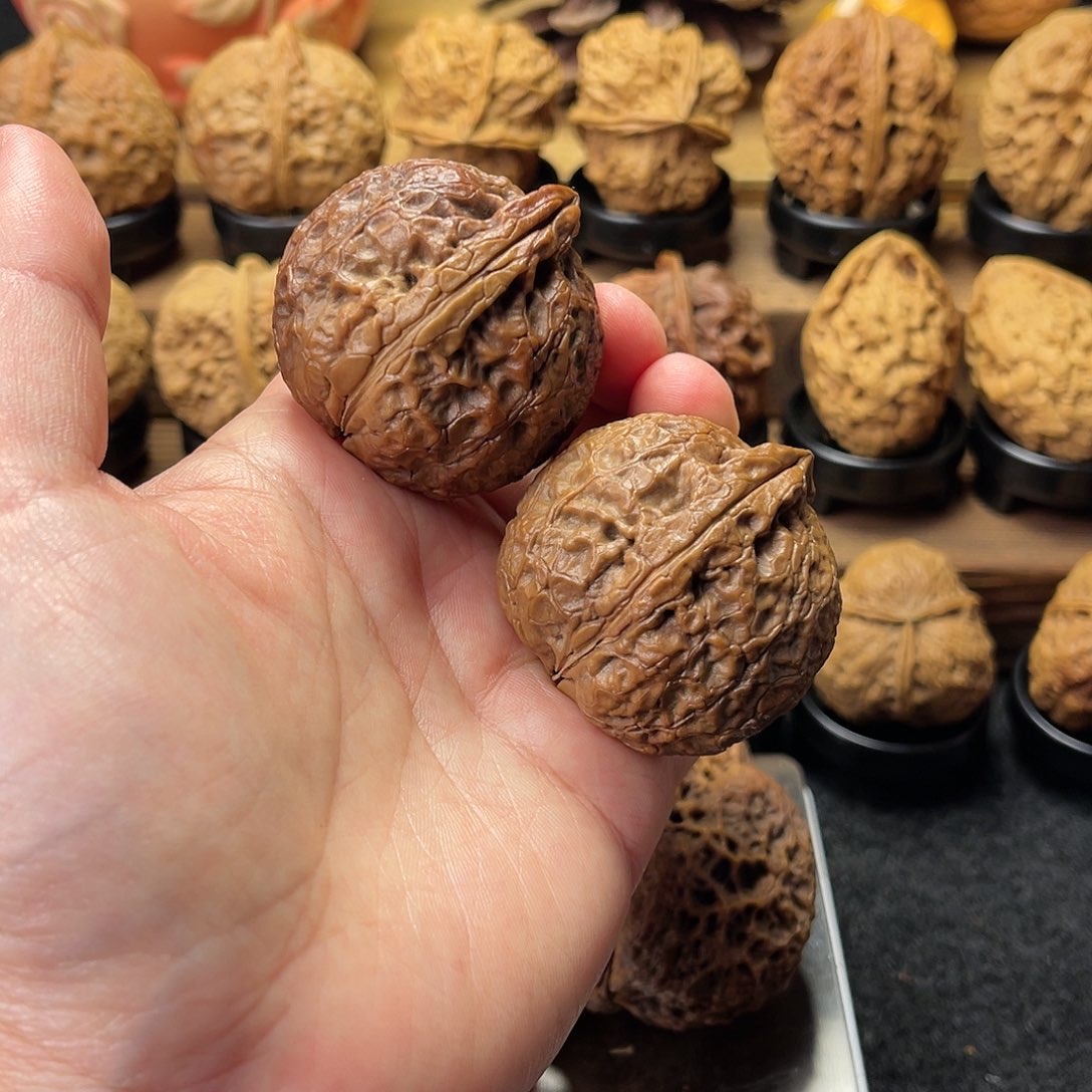 文玩核桃把件弌*生乾坤球