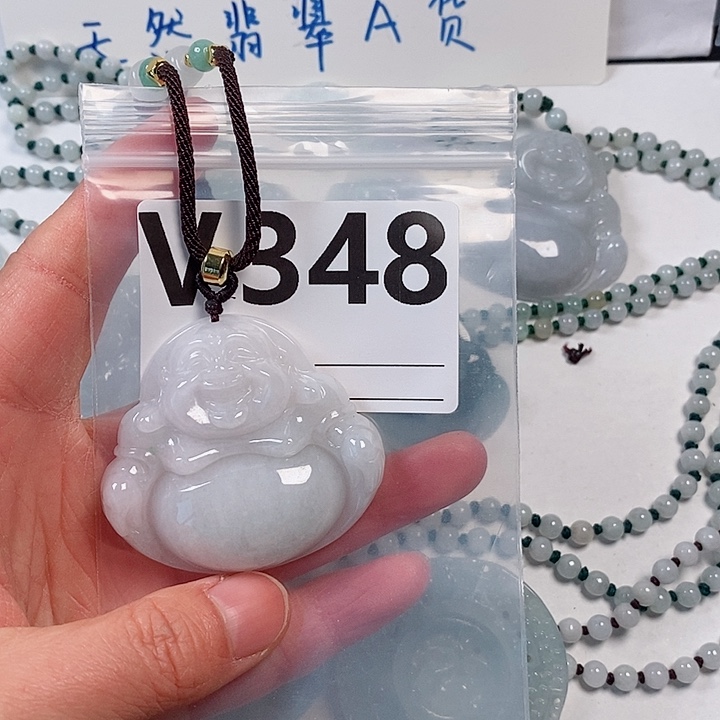 翡翠颈饰未镶嵌天然