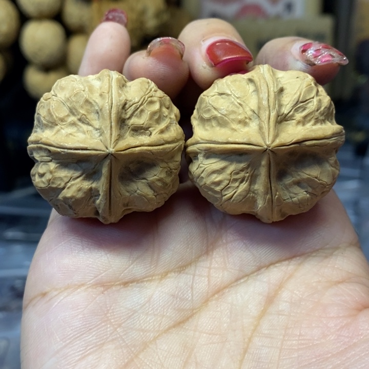 文玩核桃吊坠93南瓜四棱有沙眼