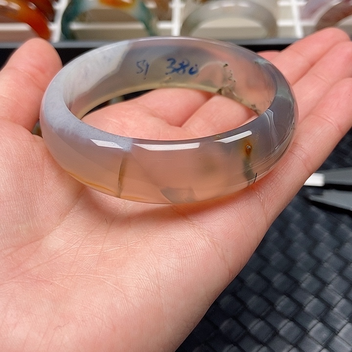 手镯玛瑙/玉髓未镶嵌