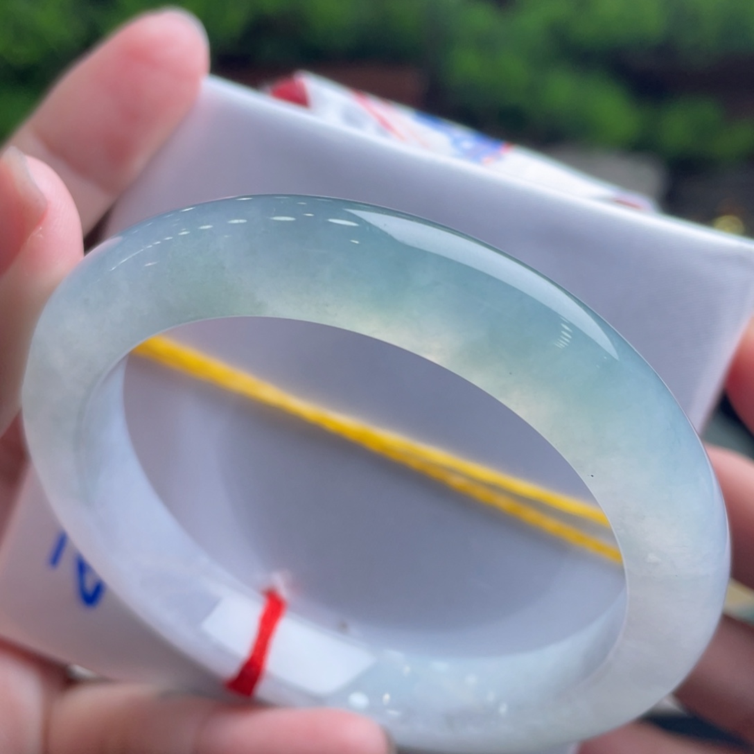 翡翠未镶嵌手镯54.5蓝冰胶 半山水 
