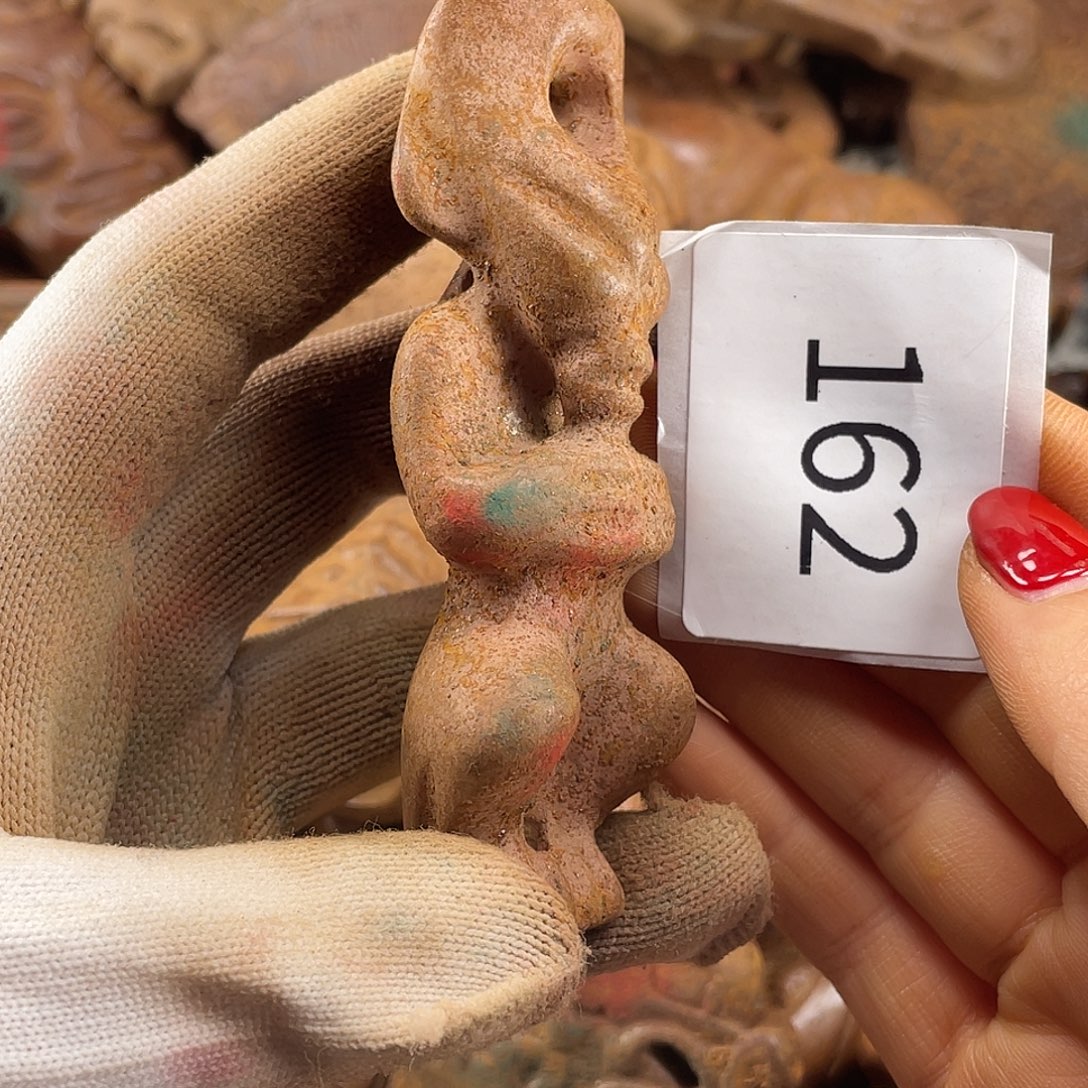 和田玉（糖玉）未镶嵌挂件