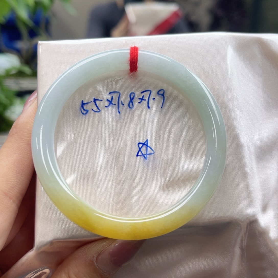 未镶嵌手镯翡翠翡翠