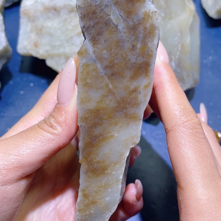 和田玉未镶嵌珠宝半成品