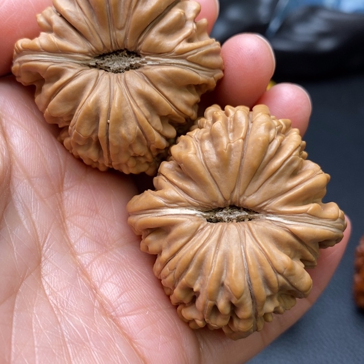 文玩核桃吊坠拱桥楼44尺