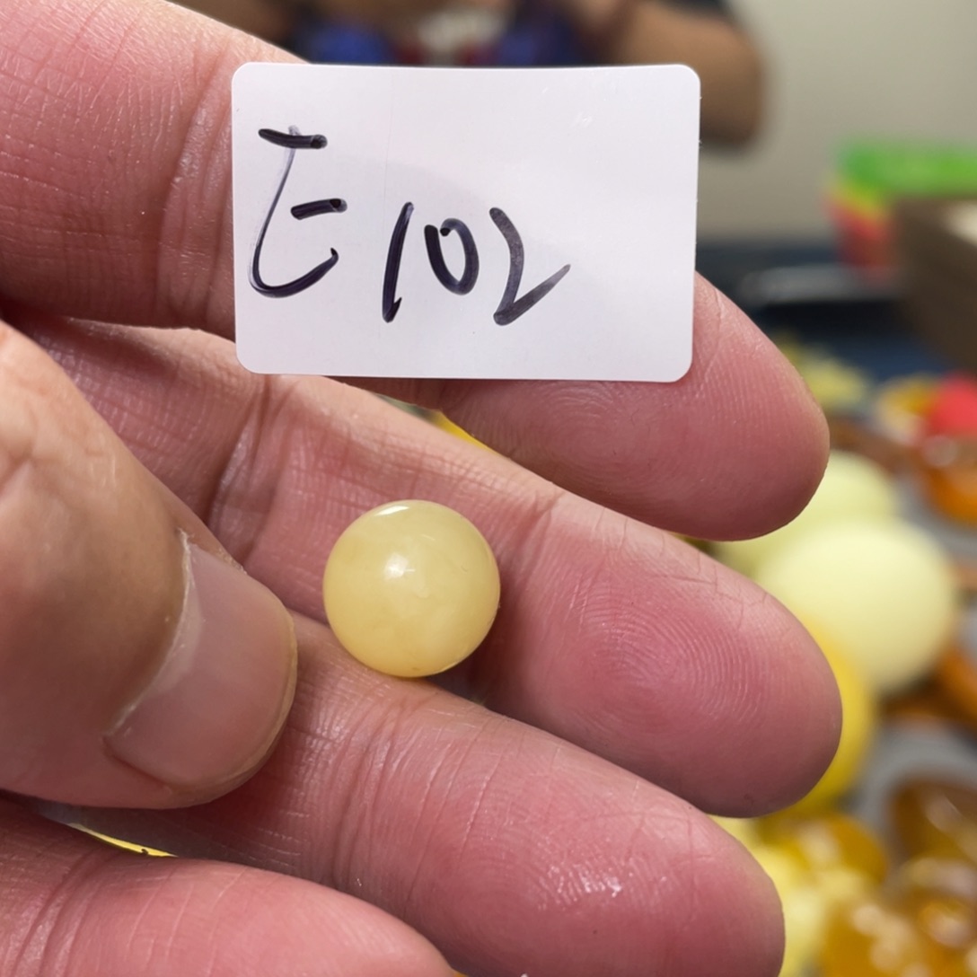 手链琥珀未镶嵌多样性发，发其中一件