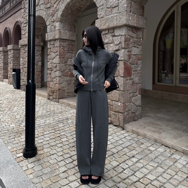 慵懒风连帽休闲外套搭配直筒休闲裤套装5502-303