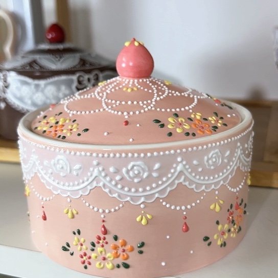 手绘高温釉下彩陶瓷