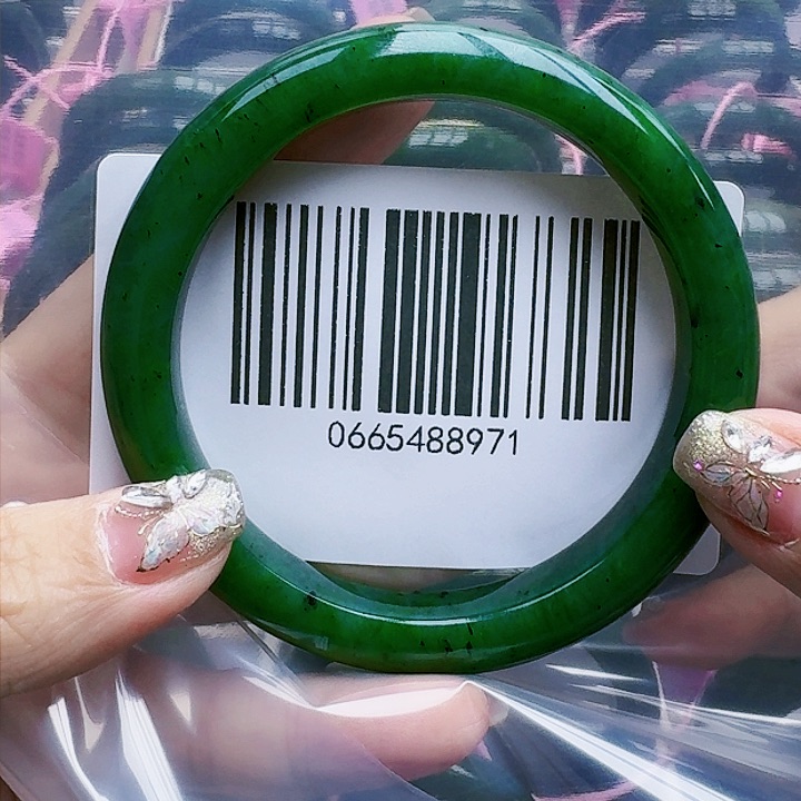 和田玉（碧玉）手镯未镶嵌6061