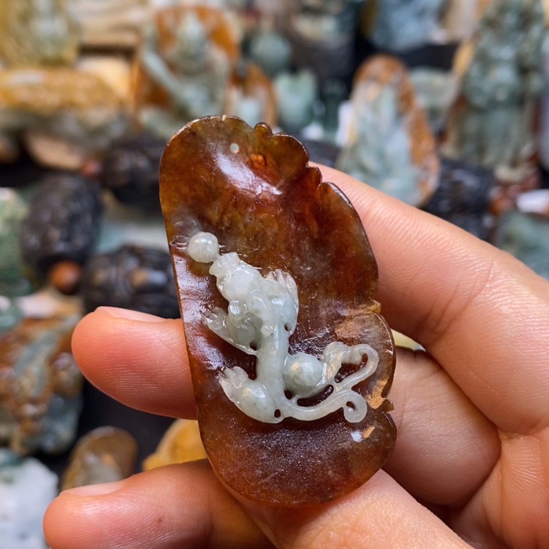 定制翡翠未镶嵌特色17