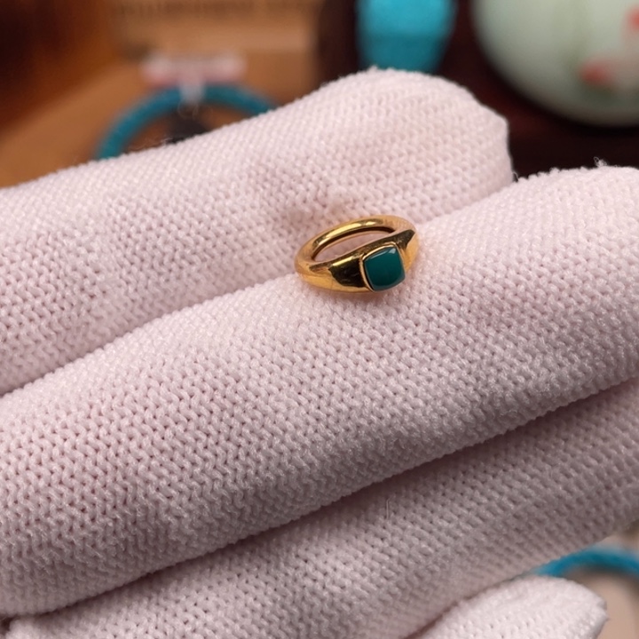 绿松石18K金镶嵌珠宝奇石