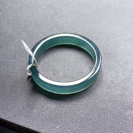 翡翠手镯未镶嵌54尺寸