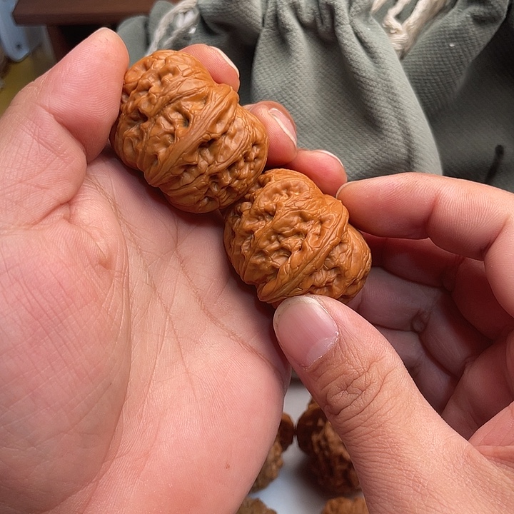 龙***竹吊坠文玩核桃元宝