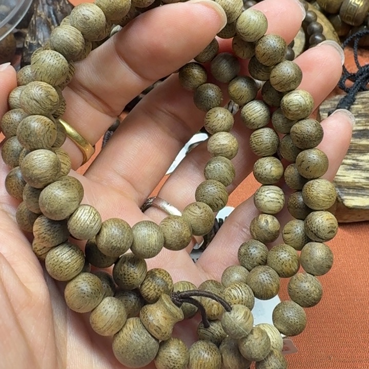 大叶紫檀（黑酸枝木类）