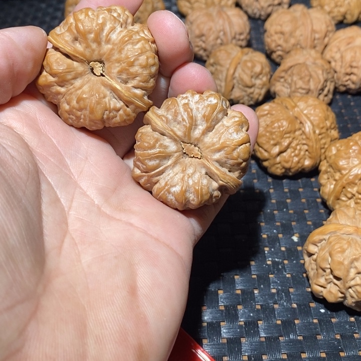 核桃手串/手链郭**粥蛤蟆头蛤蟆