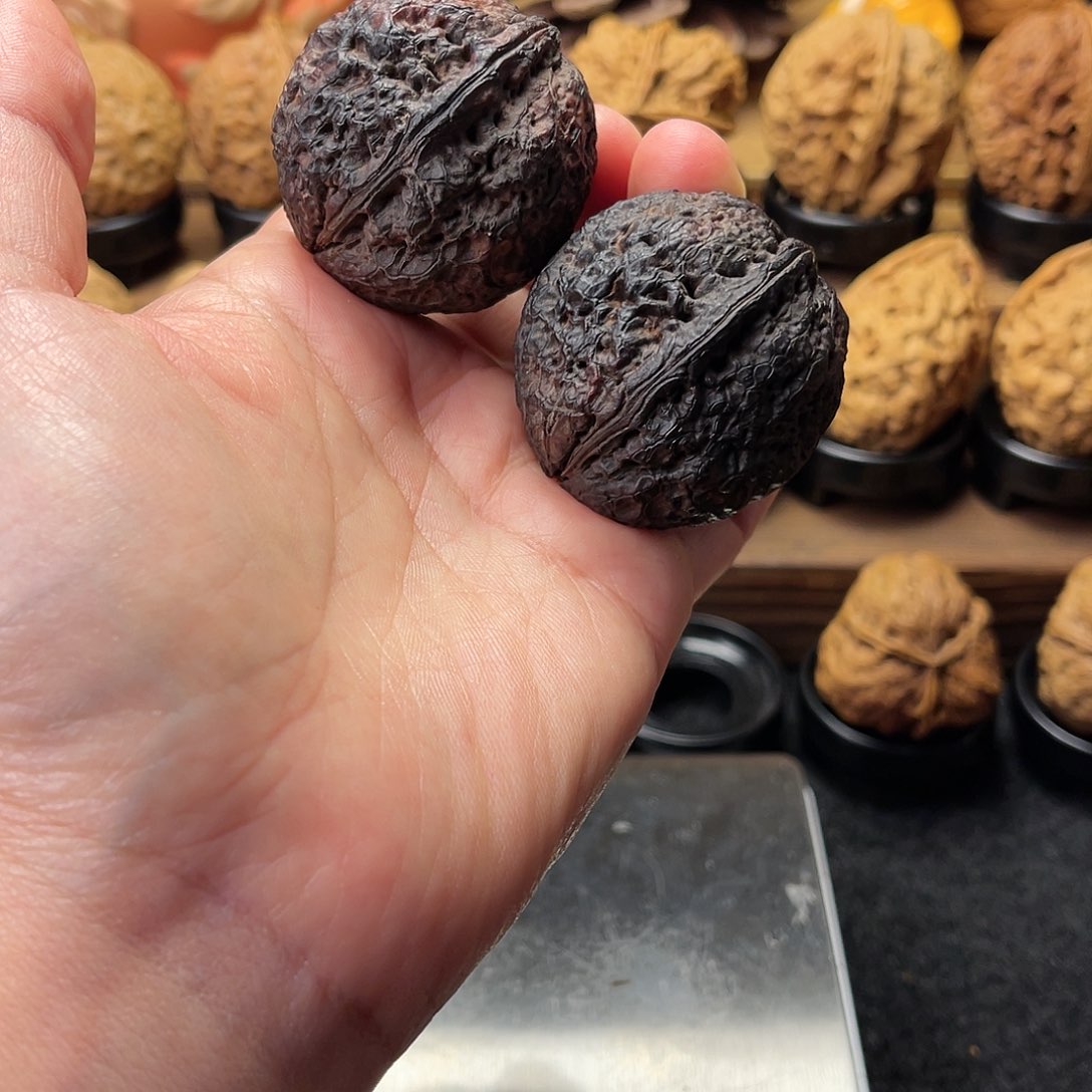 文玩核桃把件地闷和尚头微磕