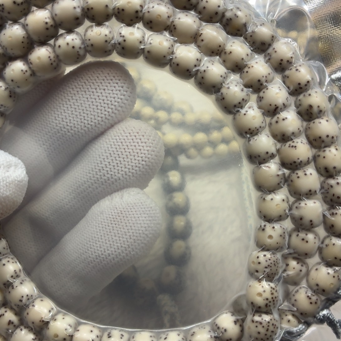 星月菩提手串瓷白87