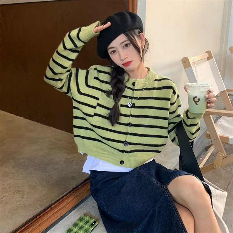 毛针织衫秋冬季条纹长袖开衫女款圆领休闲韩版设计感短款网红上衣