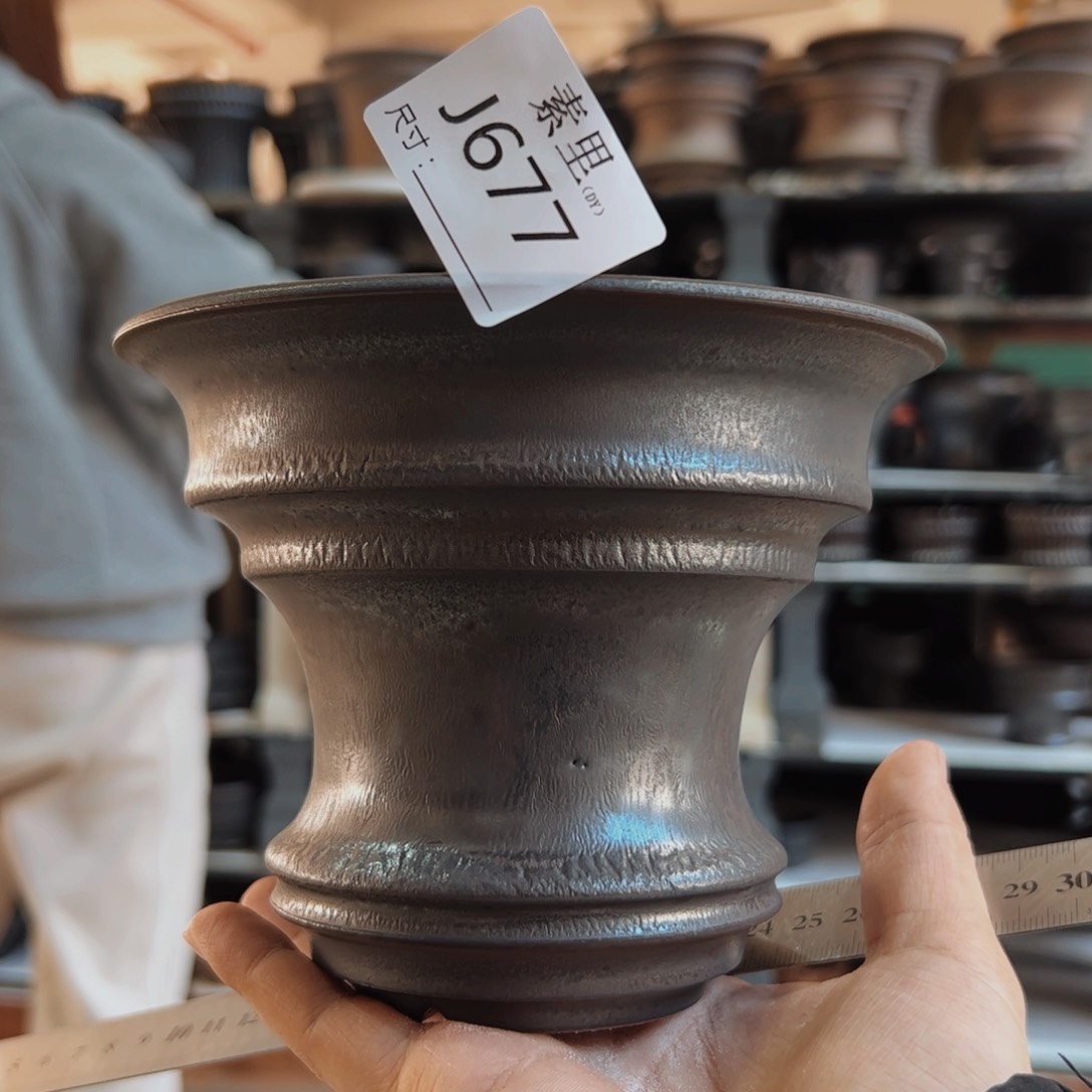 景德镇手工素里一*一内口14.5高12瑕疵