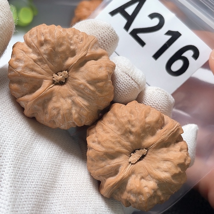 文玩核桃把件8****4蛤蟆38 40