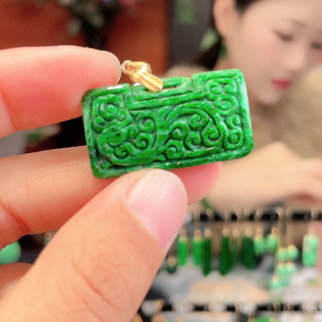 翡翠未镶嵌耳饰饰品