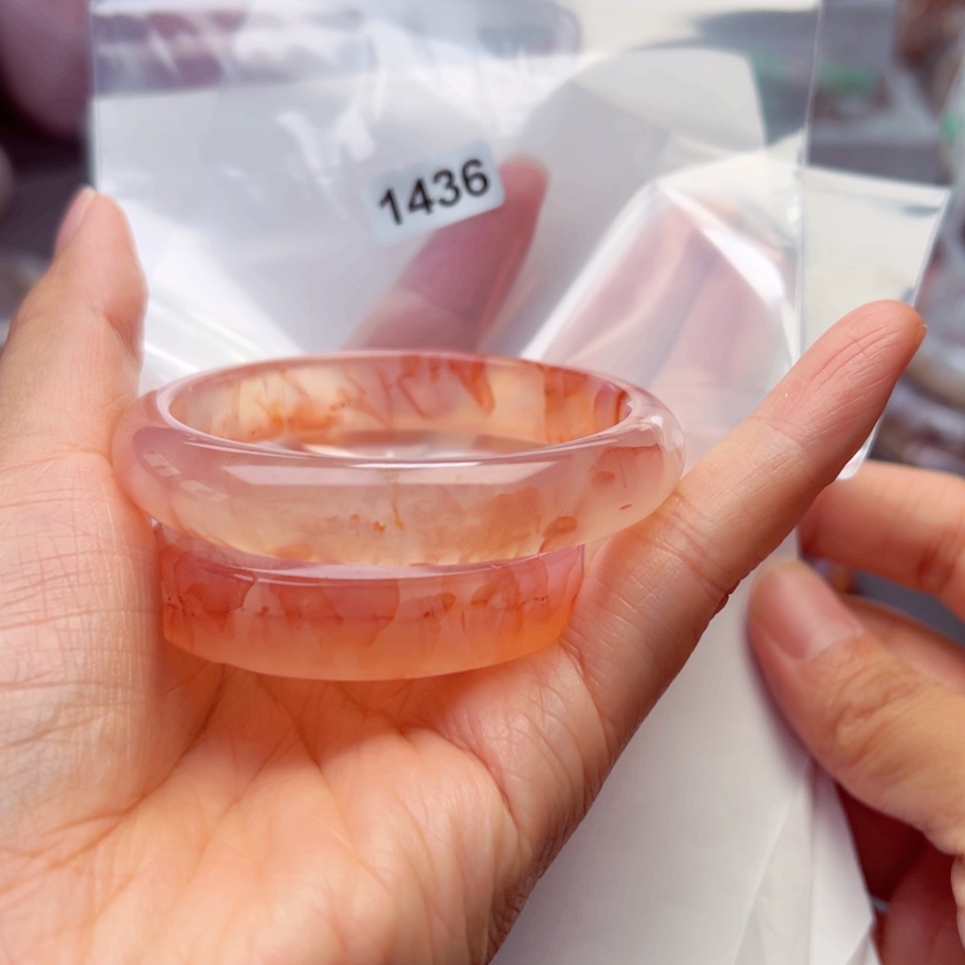 玛瑙/玉髓手镯未镶嵌@****ᴋ