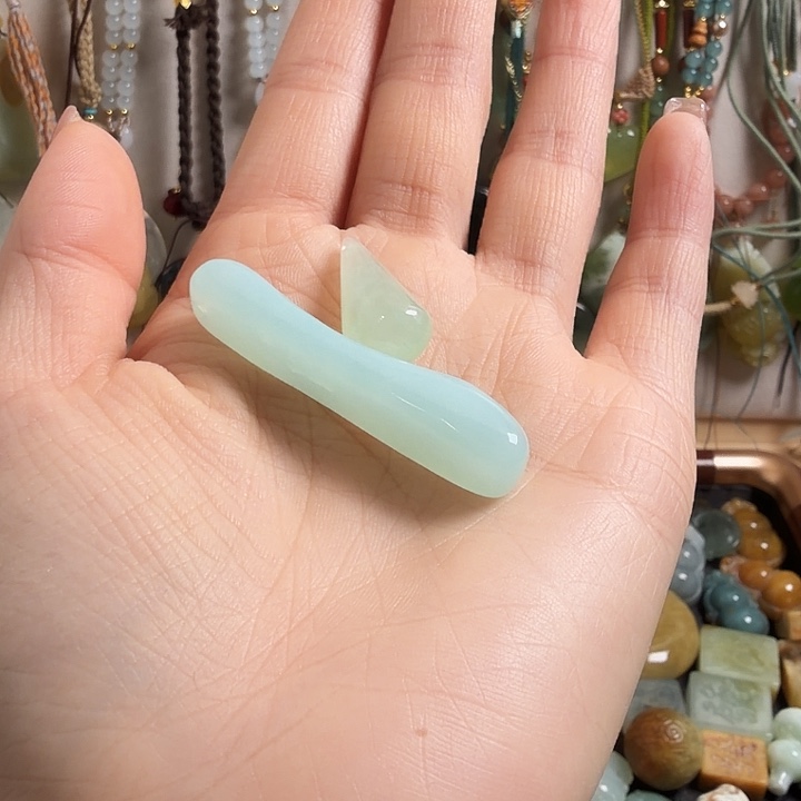 蛇纹石玉合金颈饰