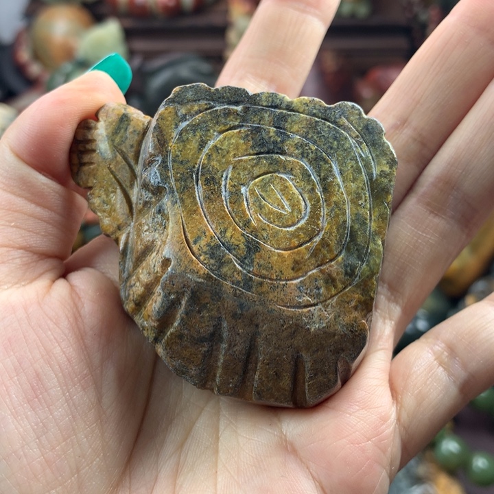 岫岩河磨玉（透闪石质玉）把件未镶嵌