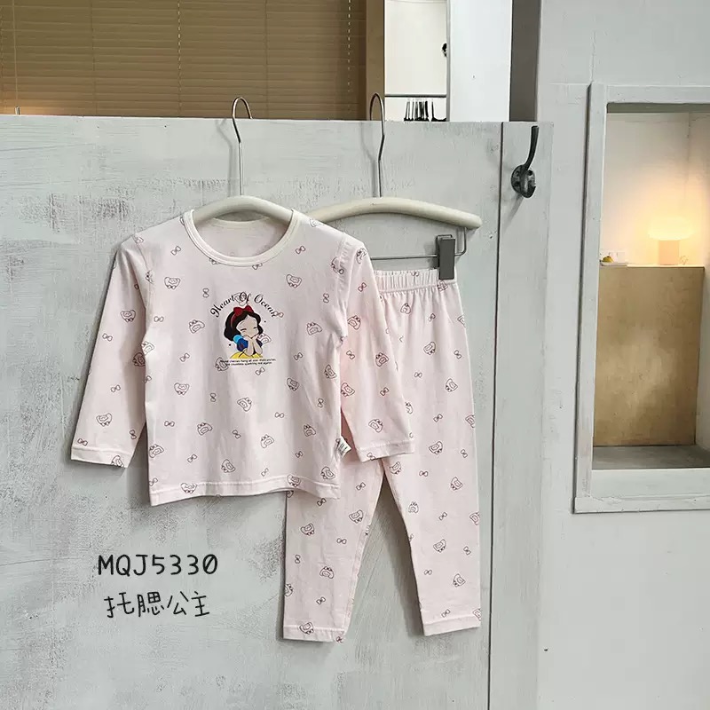 【丫丫】新款袜子儿童套装中筒袜