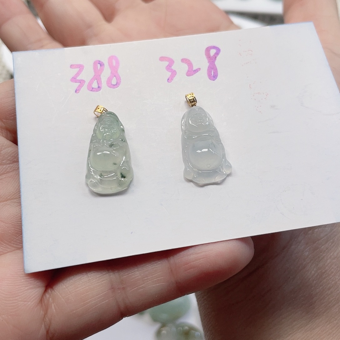 C***e翡翠未镶嵌颈饰吊坠