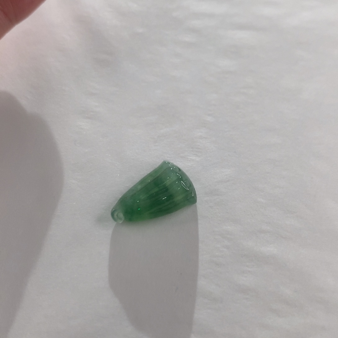 彤***y翡翠未镶嵌颈饰缅甸A货翡翠莲蓬