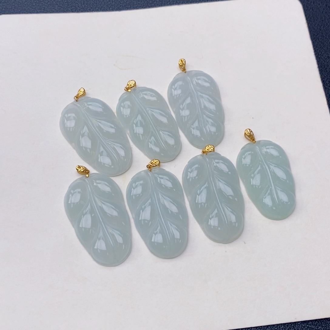 翡翠未镶嵌颈饰翡翠叶子多样性择其一发货