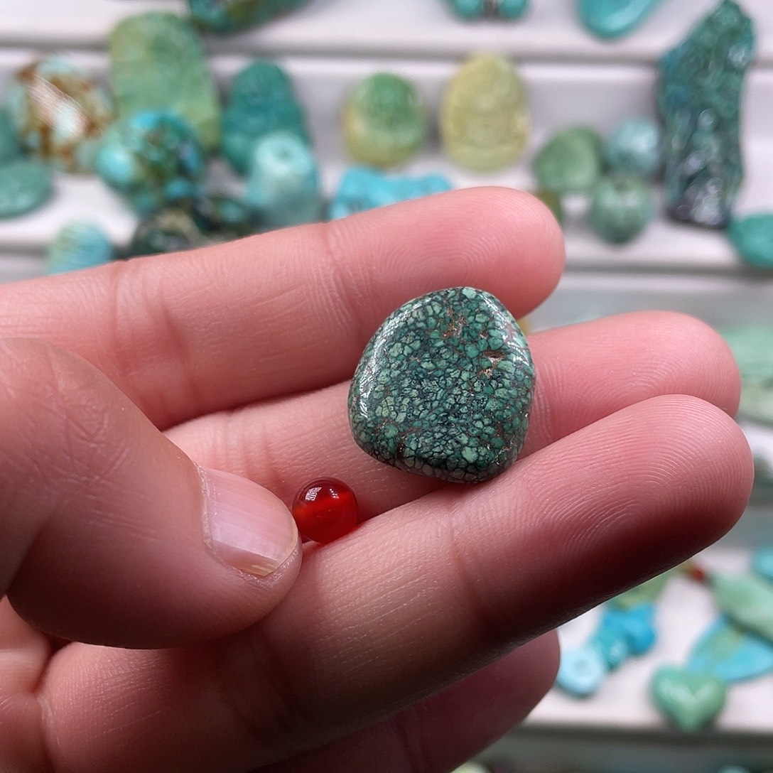 一***？南红玛瑙未镶嵌颈饰