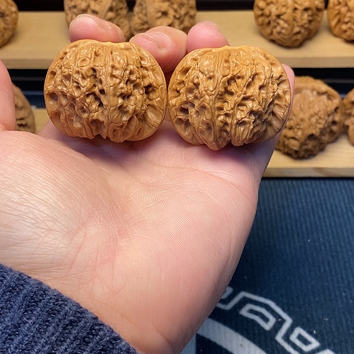 核桃文玩核桃血麒麟43