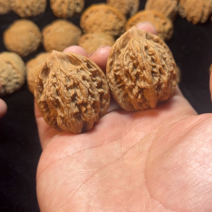 文玩核桃麦穗虎头40尺