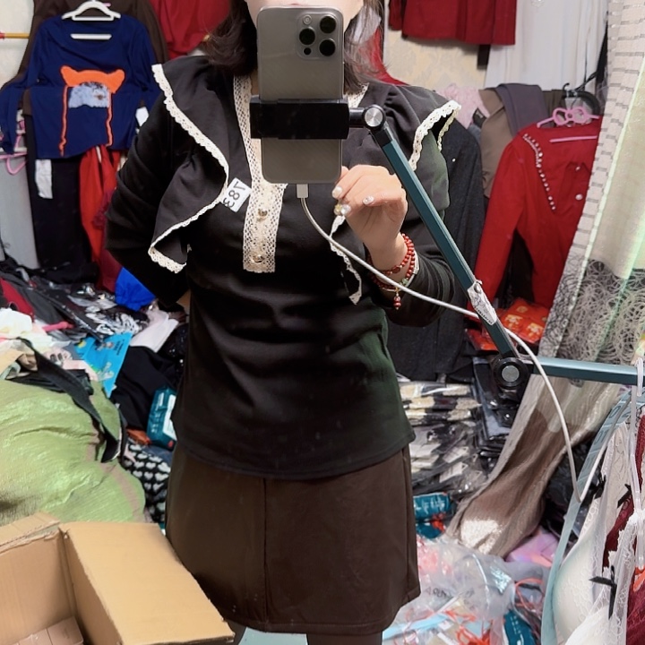 衣服人啦啦啦啦啦