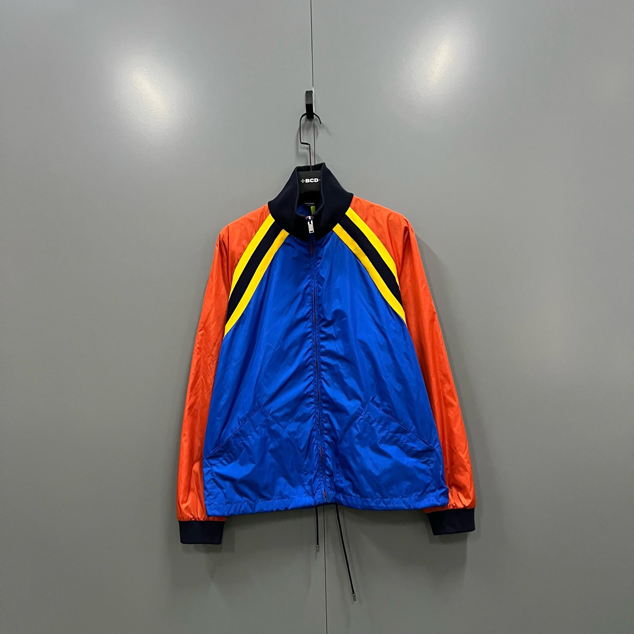 95新 GUCCI/古驰 (ll) 古驰 背后虎头刺绣拉链校服 50码