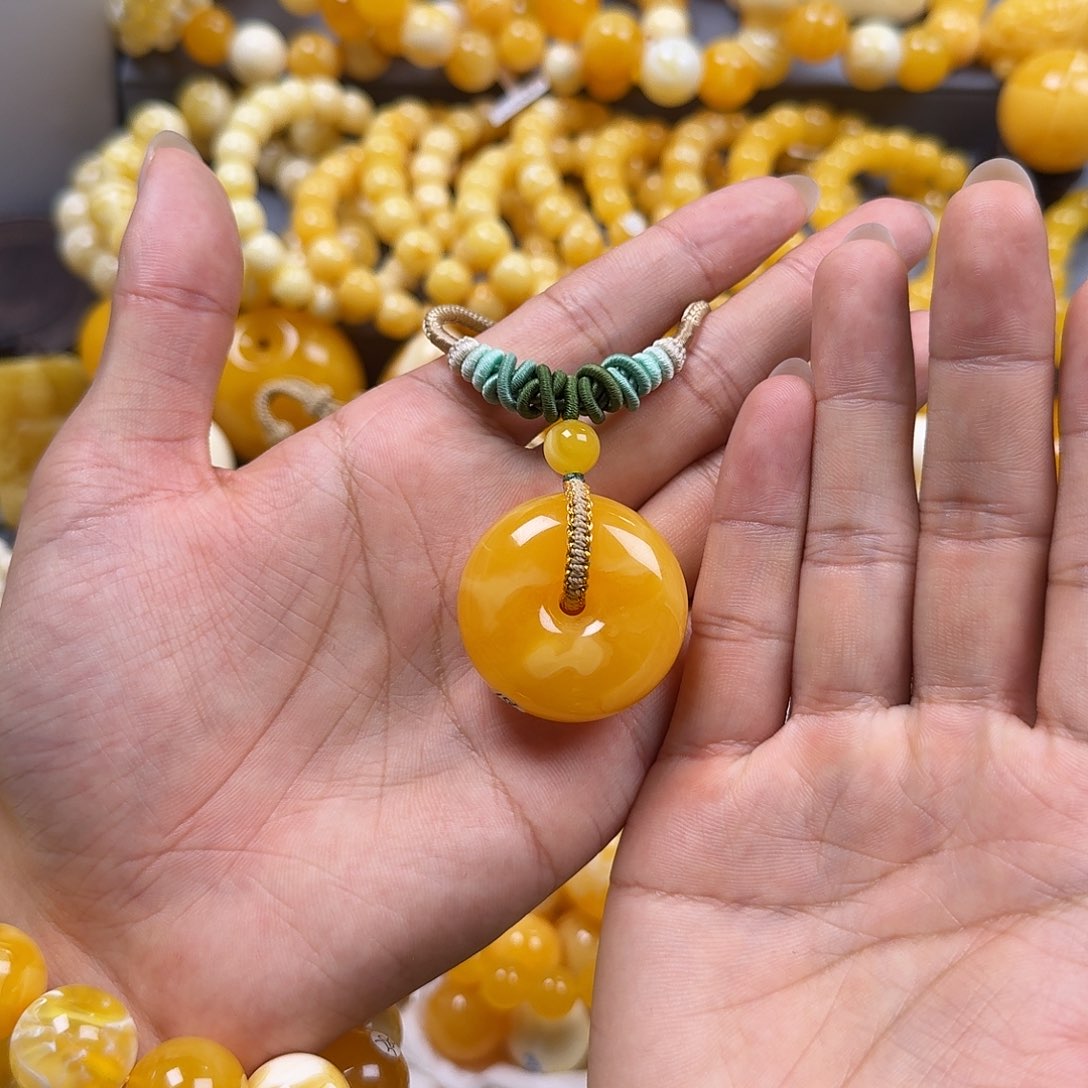 琥珀珠宝奇石未镶嵌平安扣