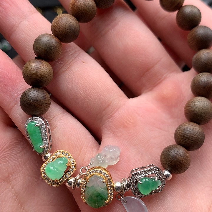 翡翠未镶嵌颈饰天然