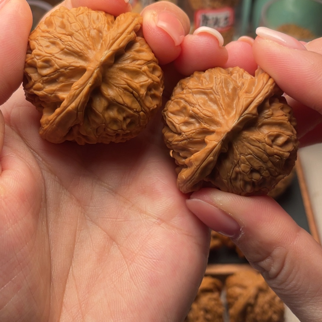 桃核把件全品无虚尖爆肉灯44