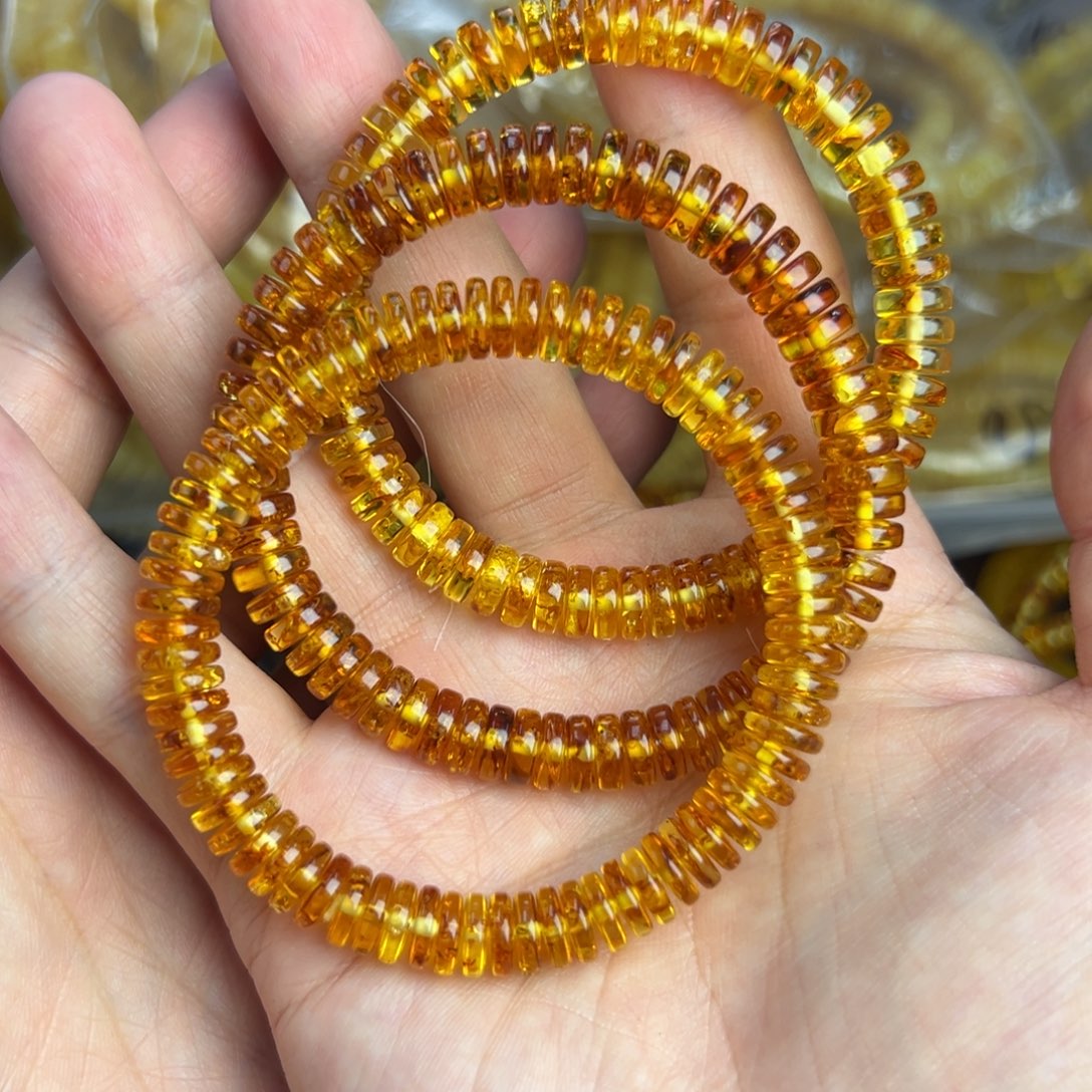 琥珀未镶嵌裸石8mm多样发其一014