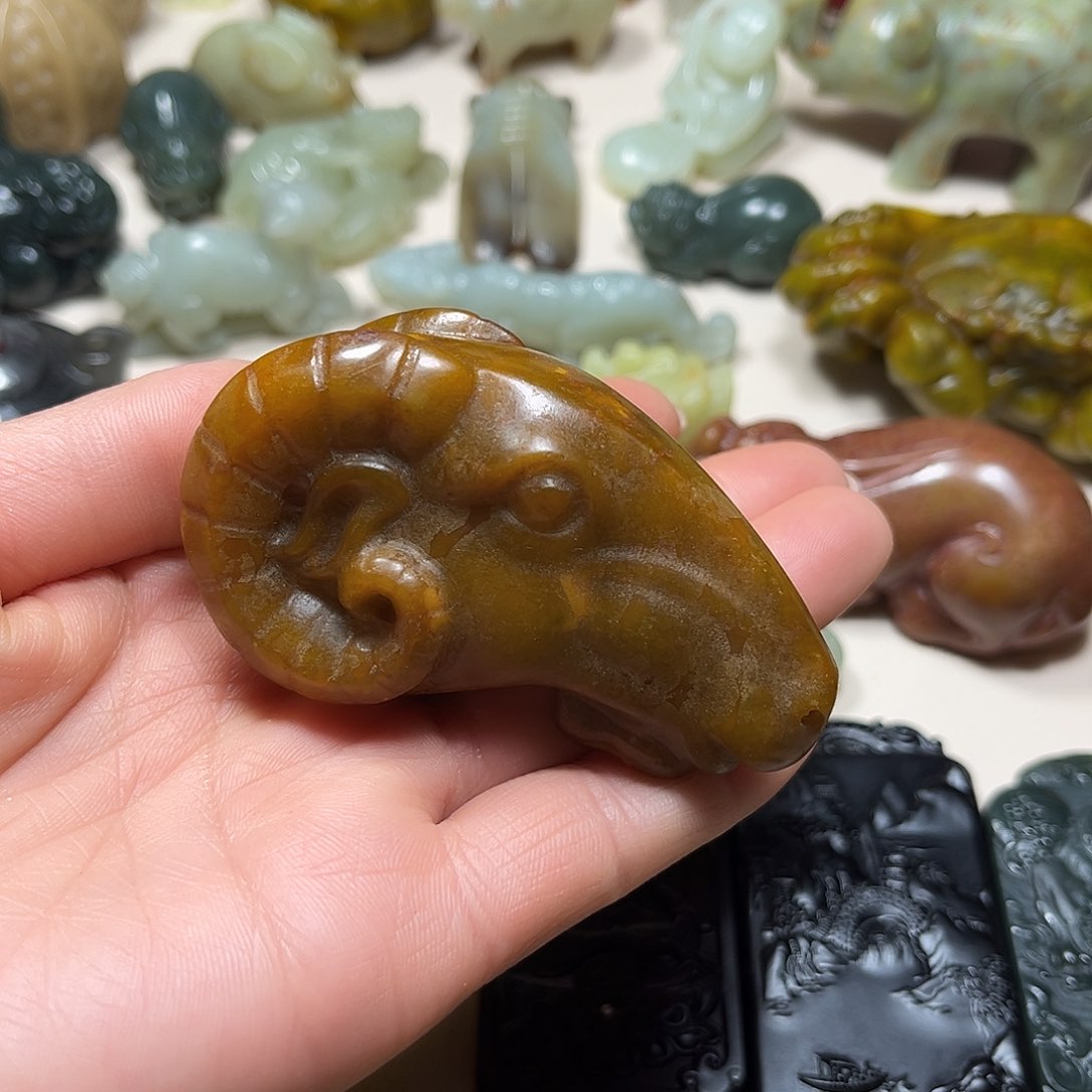 白玉菩提吊坠白玉菩提吊坠