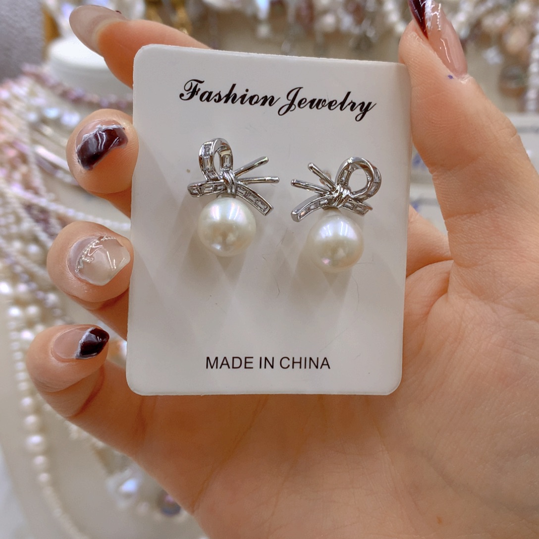 淡水珍珠耳饰合金