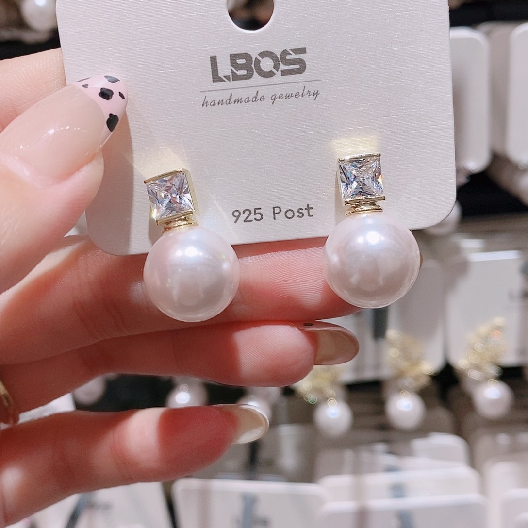 锆石铜合金合金金色