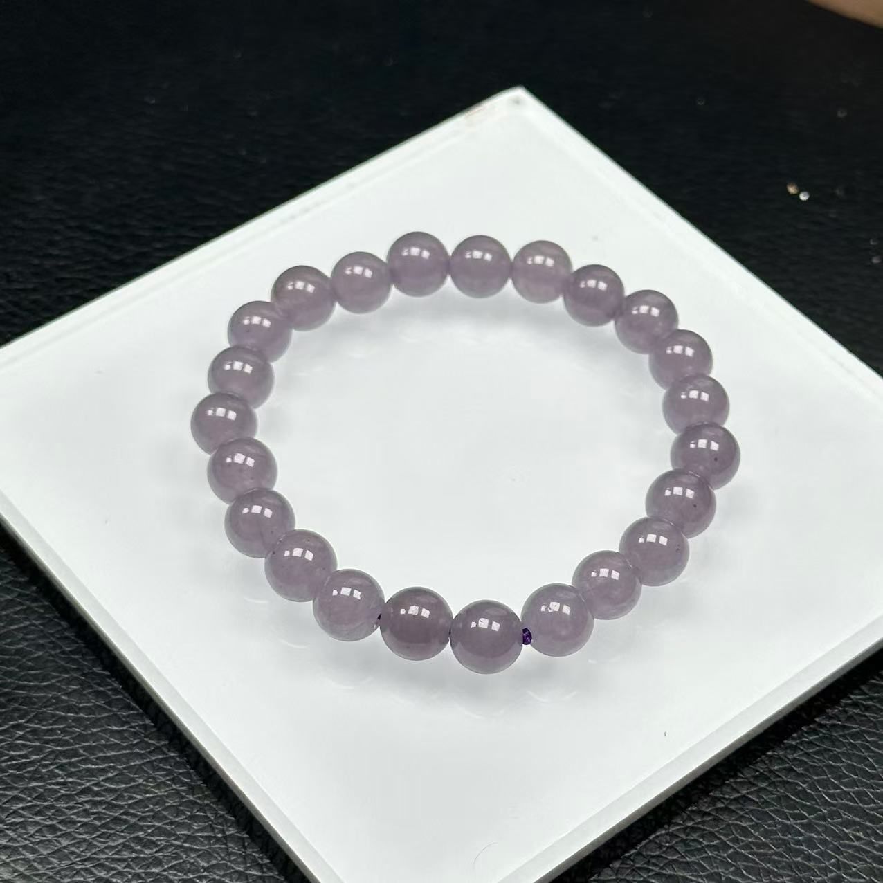 冰烟紫卡8m手串-A2070