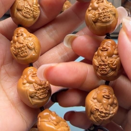 吊坠橄榄核橄榄雕工艺的