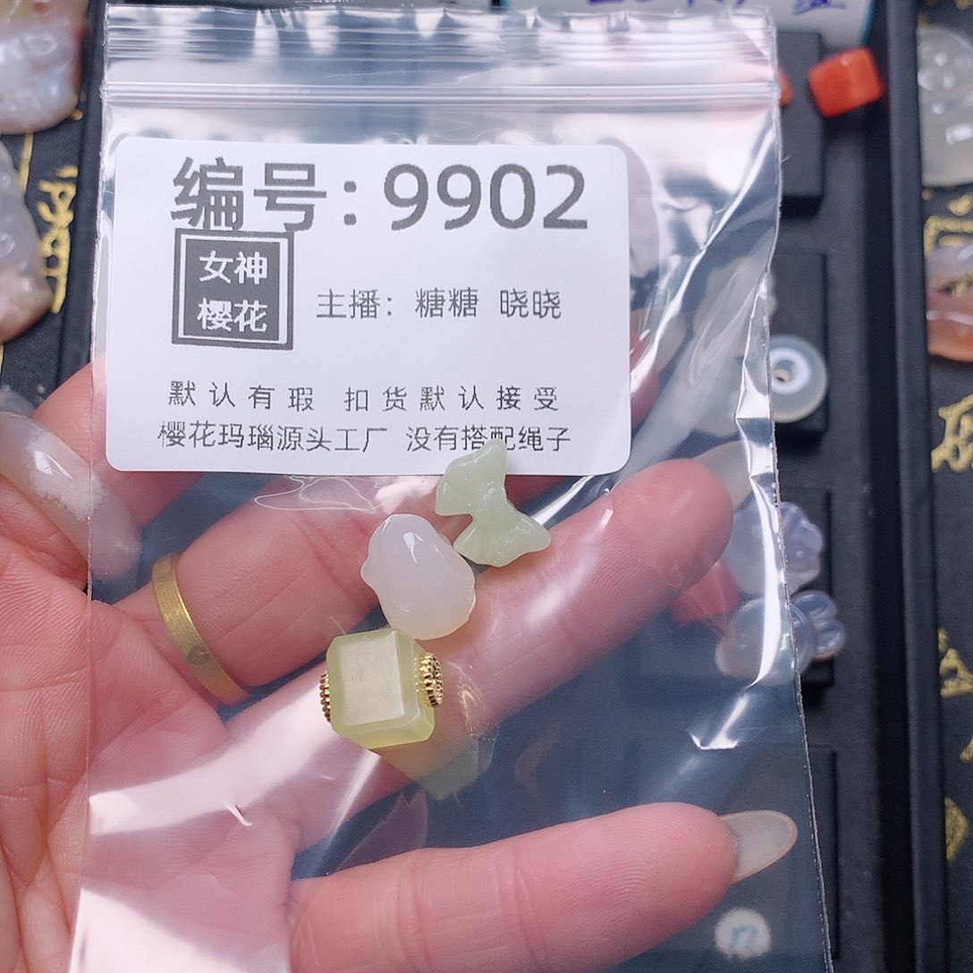 玛瑙/玉髓颈饰合金四*